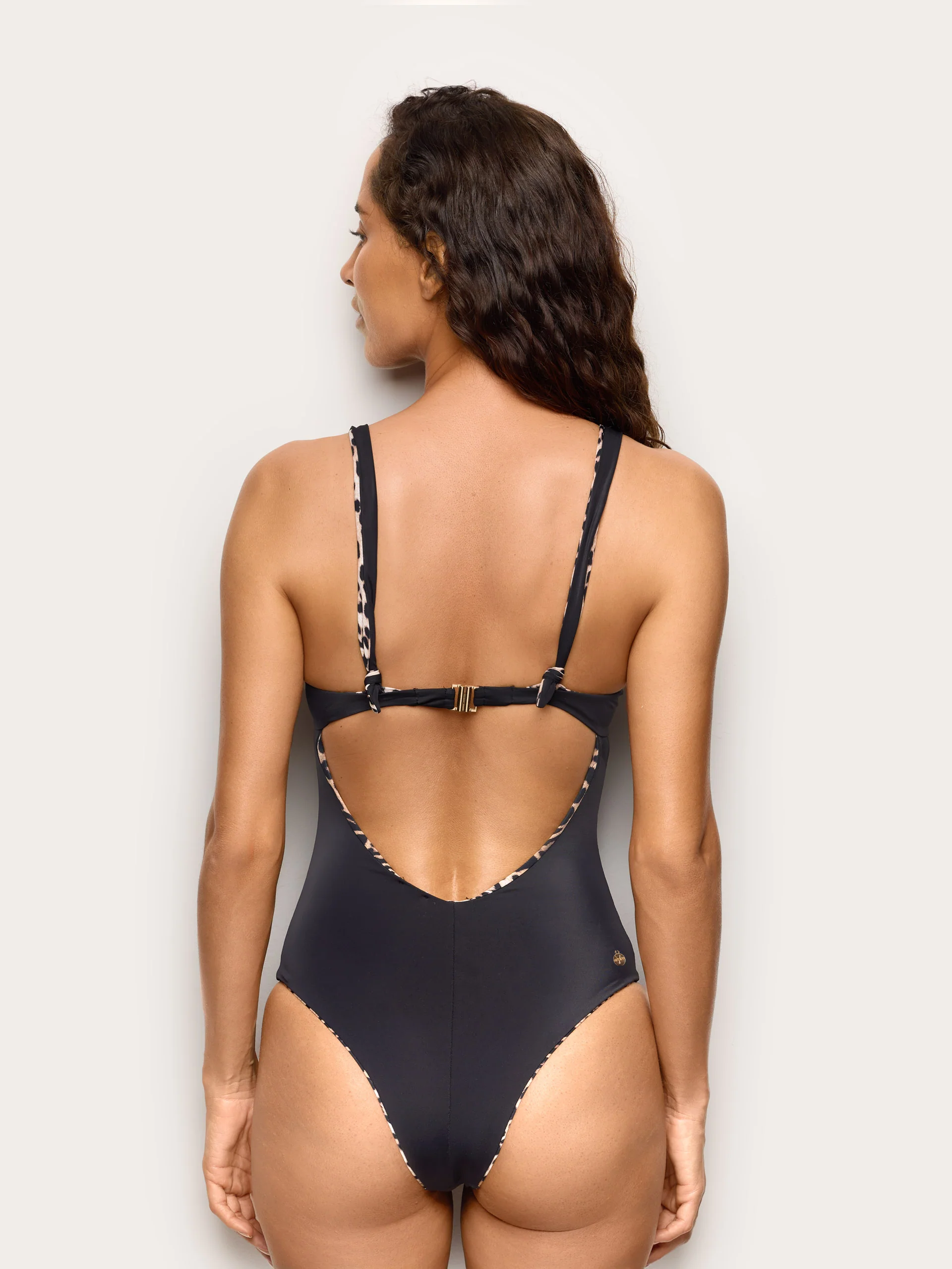 Costume intero con coppe estraibili - Yamamay loves Guess Beach II - Image 5