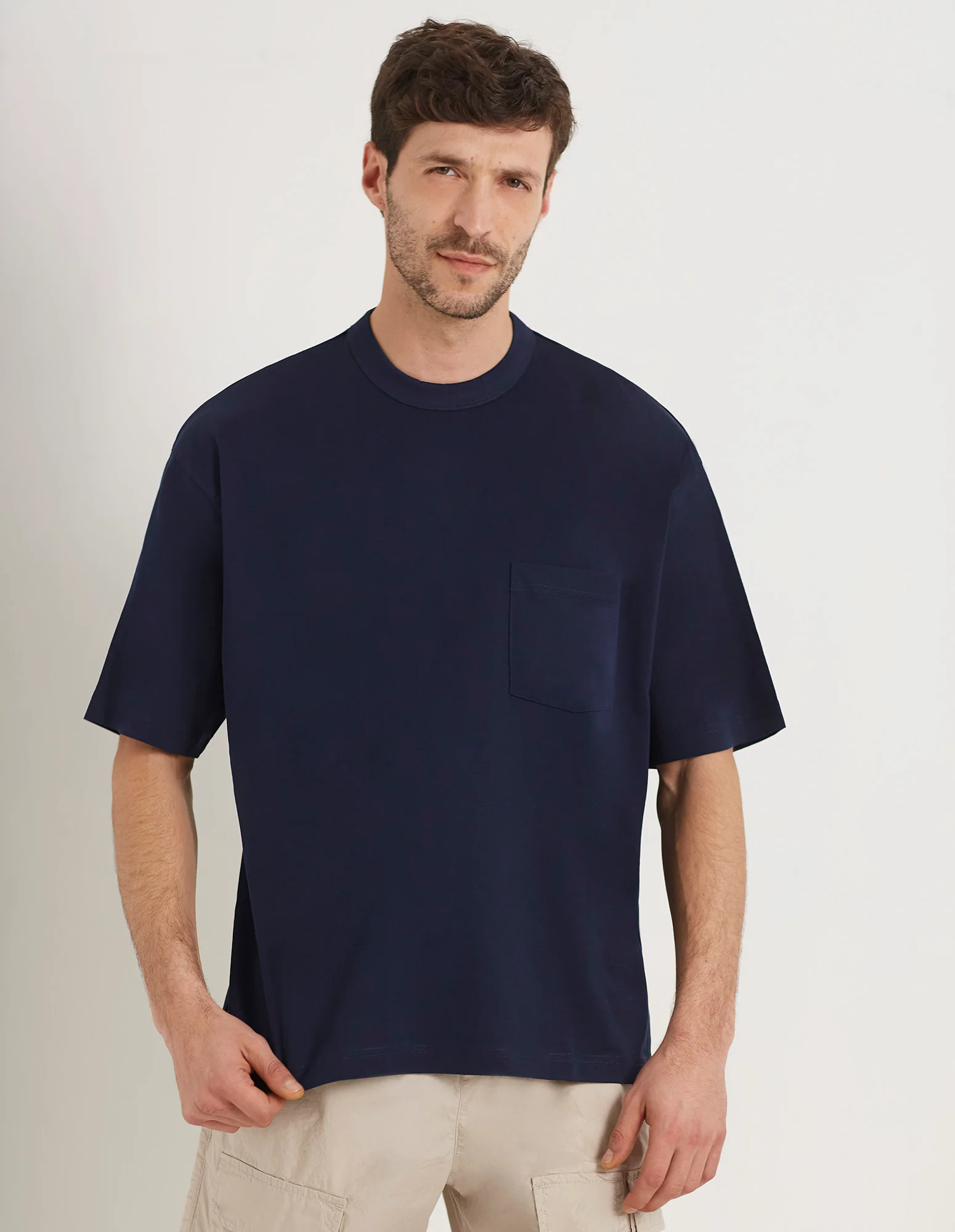 Maglia girocollo a maniche corte in cotone Easy Living - Image 25
