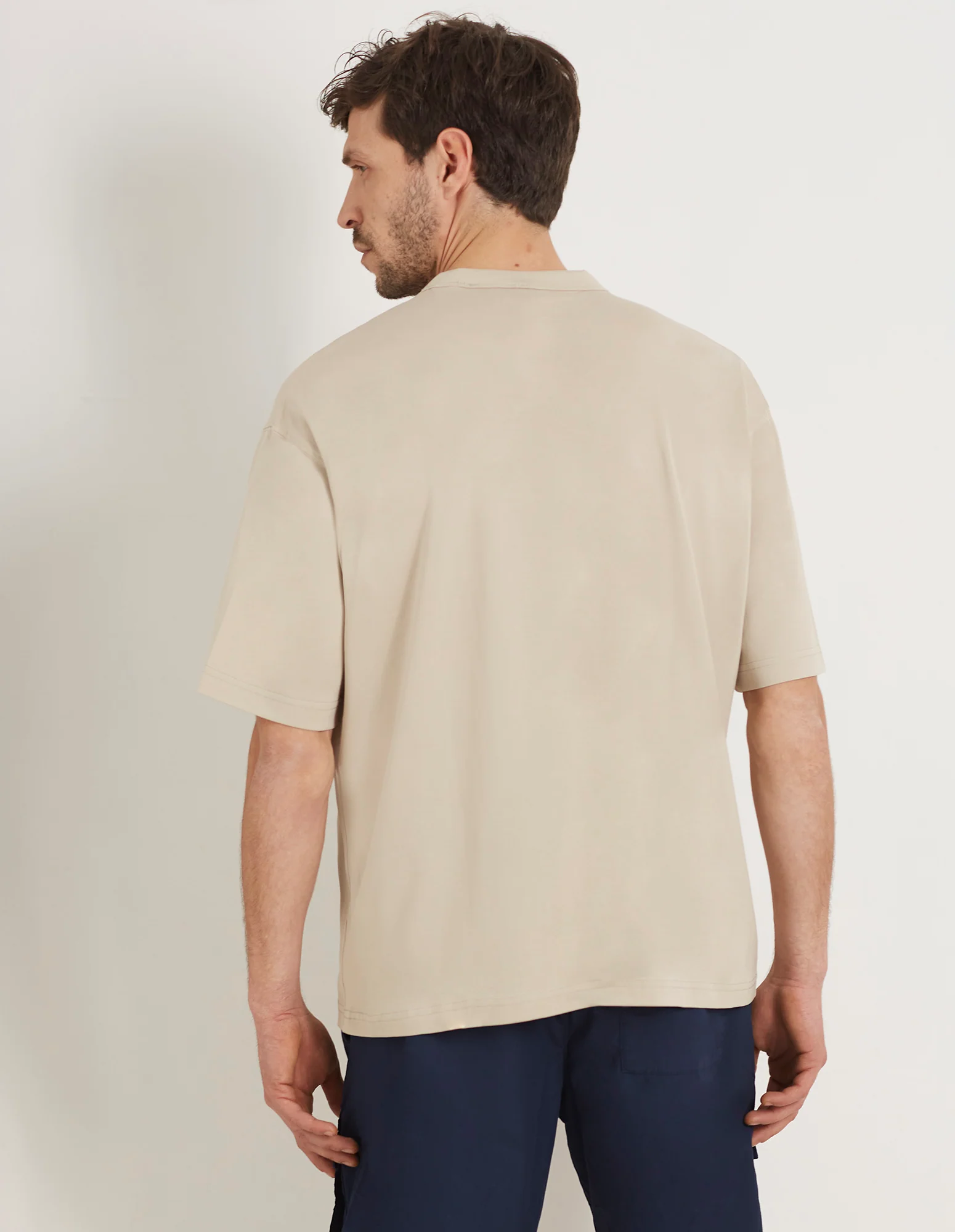 Maglia girocollo a maniche corte in cotone Easy Living - Image 36