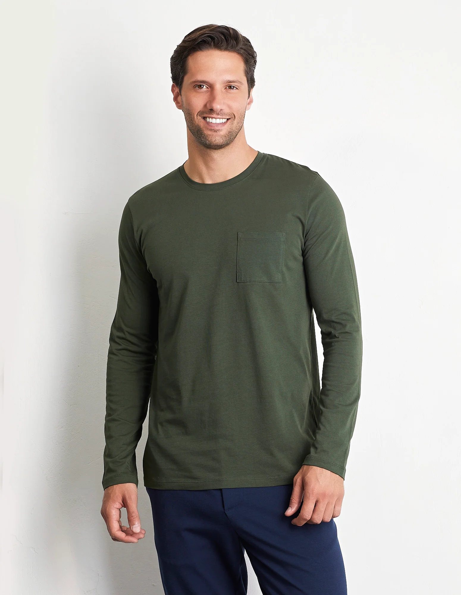 Maglia manica lunga girocollo con taschino in cotone Supima Luxury - Image 12