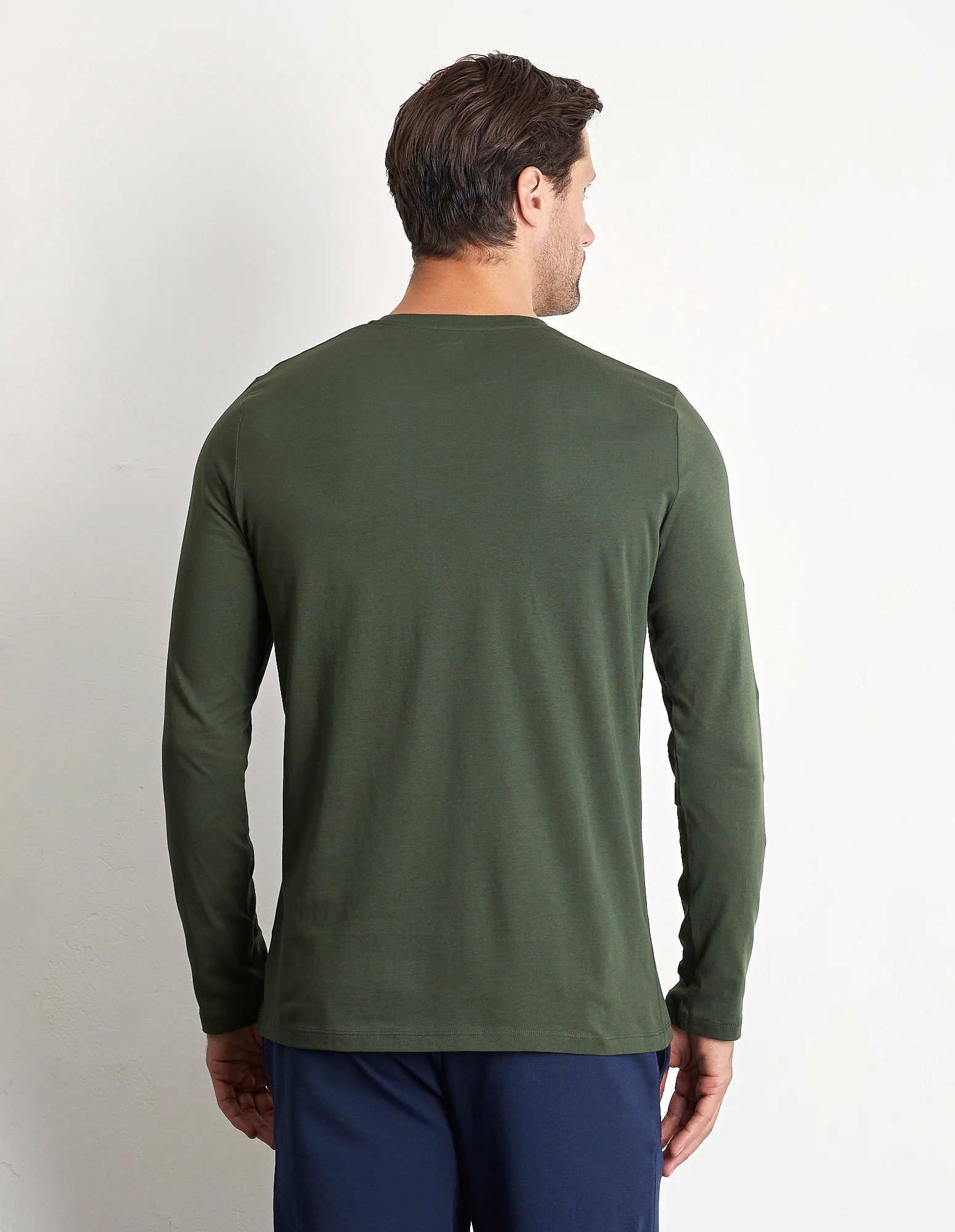 Maglia manica lunga girocollo con taschino in cotone Supima Luxury - Image 13