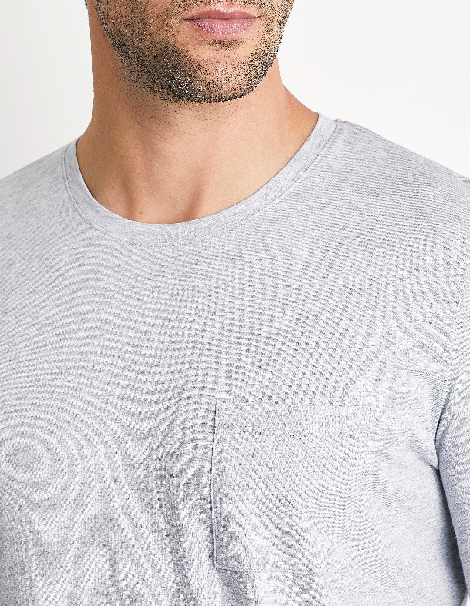 Maglia manica lunga girocollo con taschino in cotone Supima Luxury - Image 19