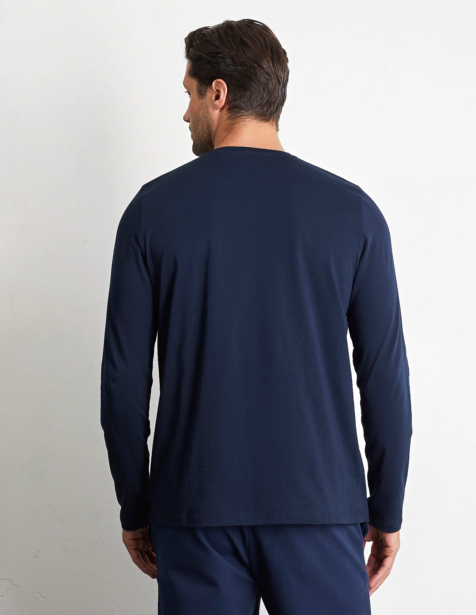 Maglia manica lunga girocollo con taschino in cotone Supima Luxury - Image 8