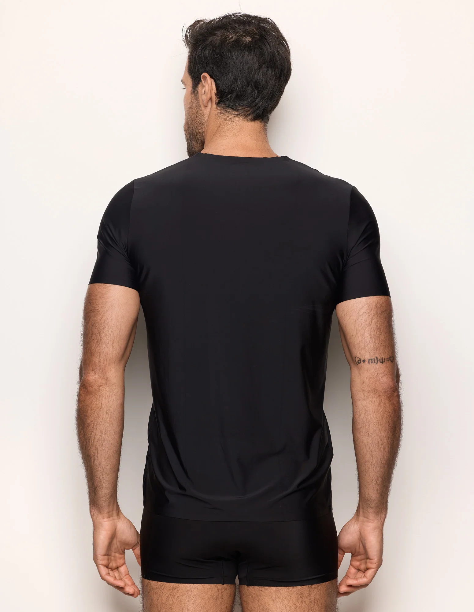 Maglia micro-fibra scollo a V Invisible - Image 9