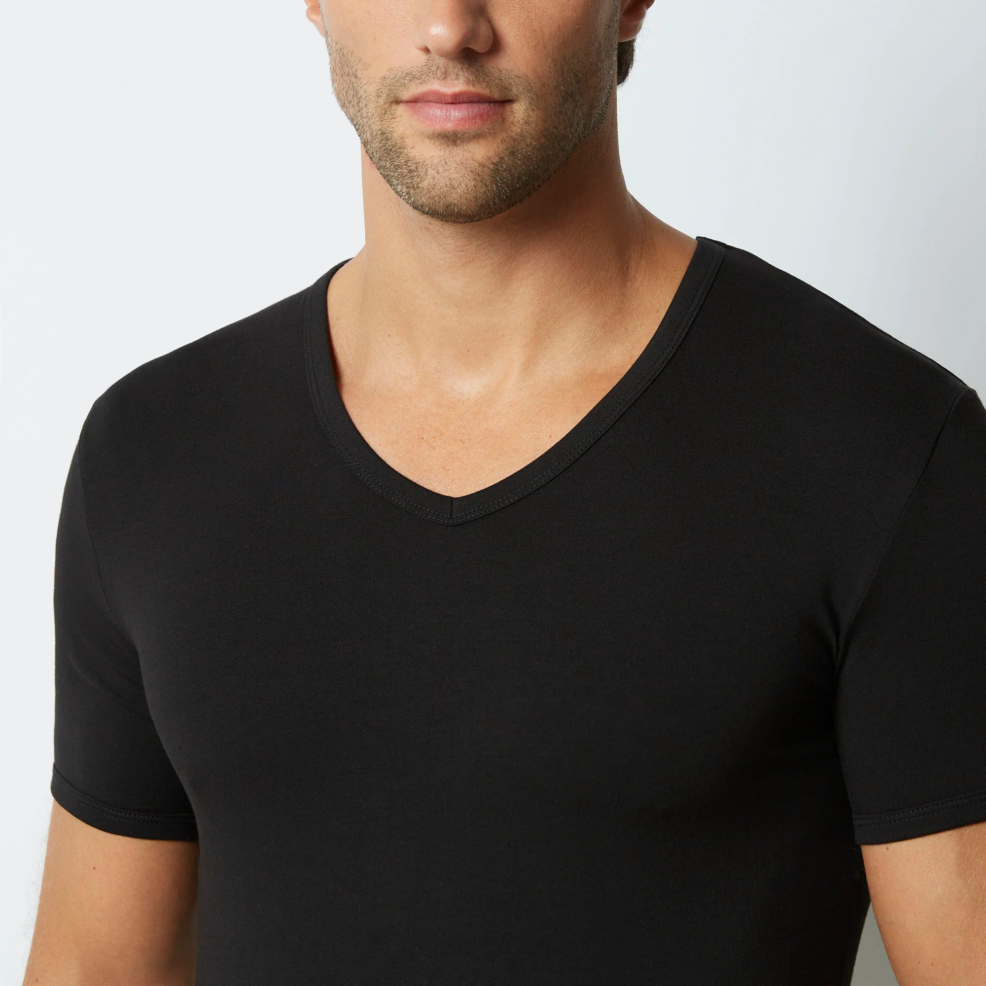 Maglia scollo V uomo in cotone New Simply - Image 15