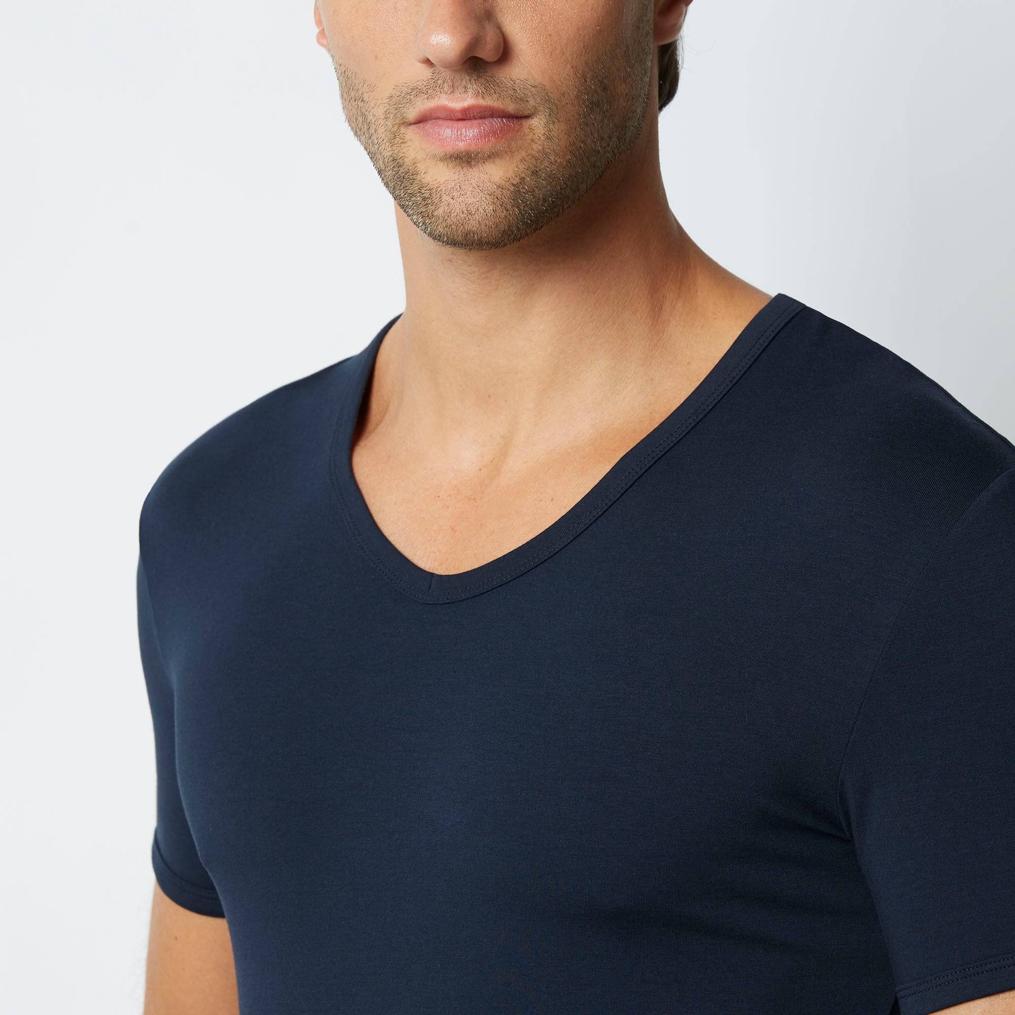 Maglia scollo V uomo in cotone New Simply - Image 7